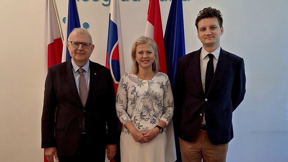 Prof. Kazimierz Michał Ujazdowski and Dr Michał Matlak with Linda Kapustová Helbichová