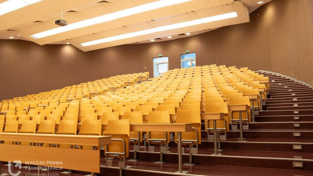 Pusta aula wydziałowa
